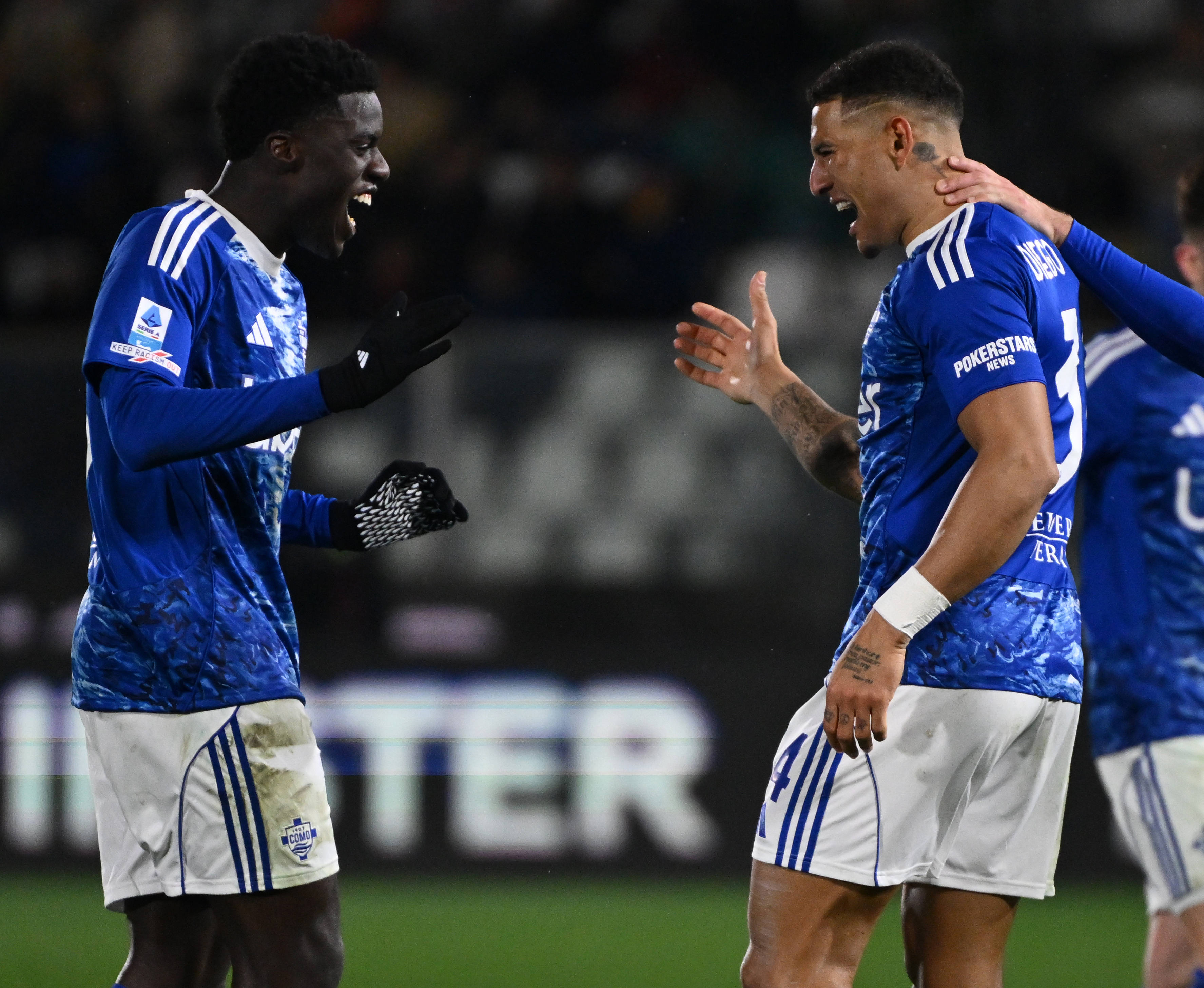 （体育）足球——意甲：科莫胜罗马